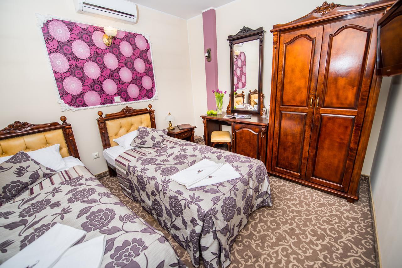 Gniecki Hotel & Restaurant - Hotel Hrubieszow Chambre photo