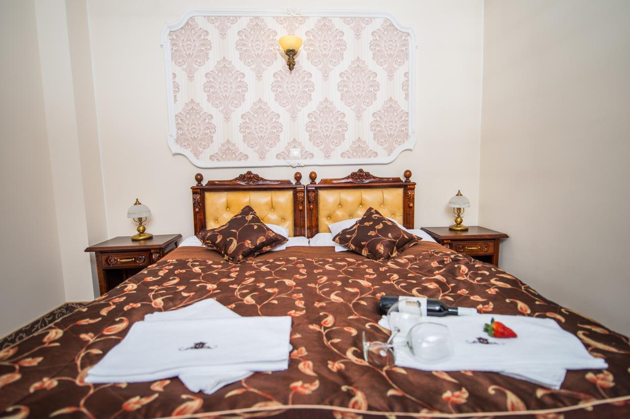 Gniecki Hotel & Restaurant - Hotel Hrubieszow Chambre photo